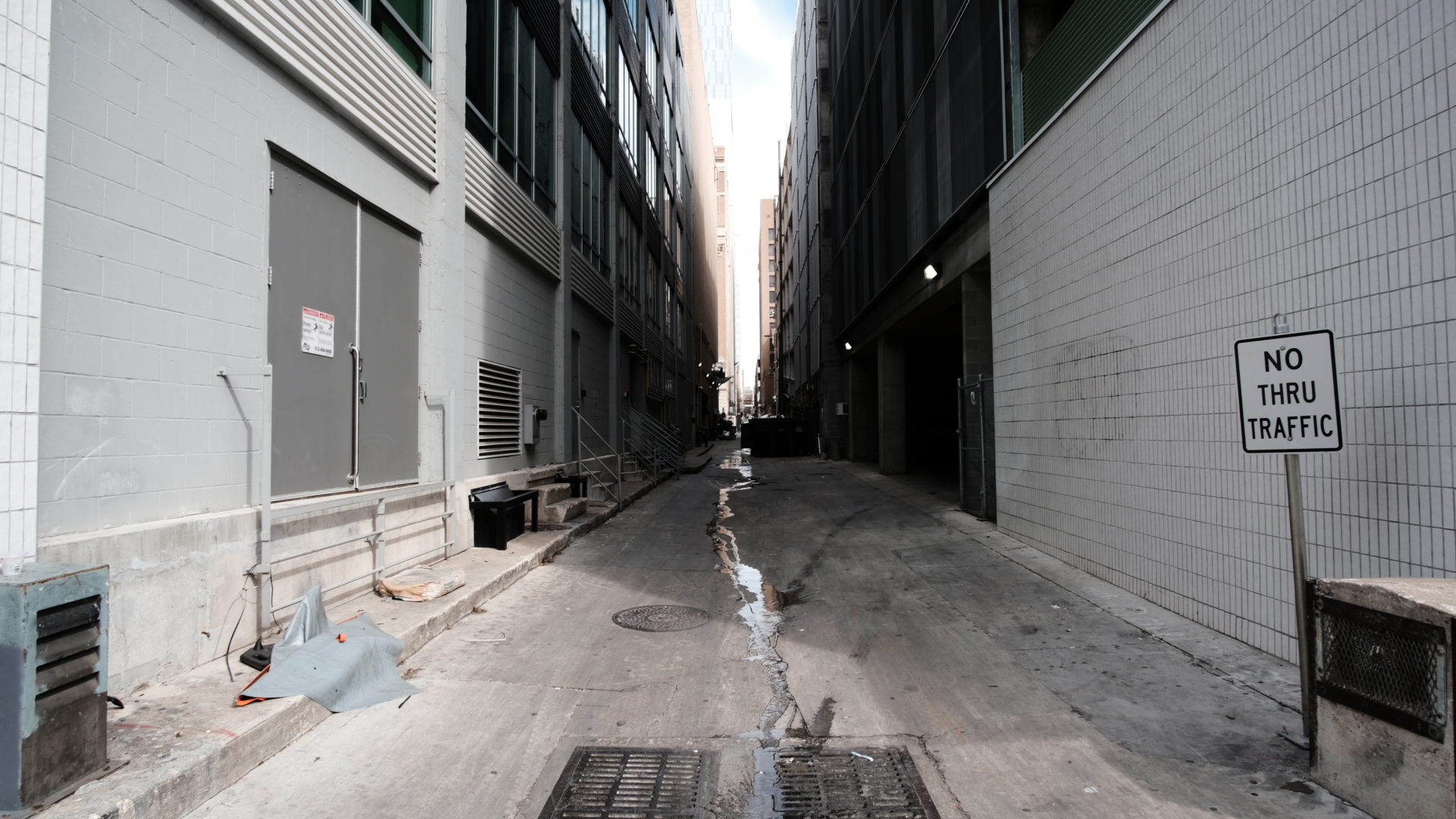 An alley in downtown Austin, Texas
